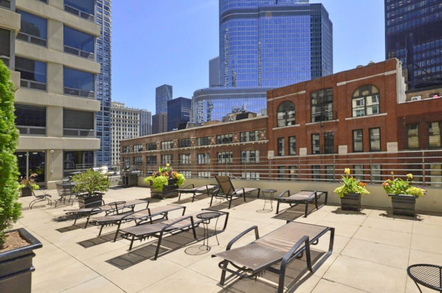 Building Photo - 440 N Wabash Ave