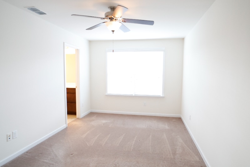 Building Photo - 2570 River Trail Dr