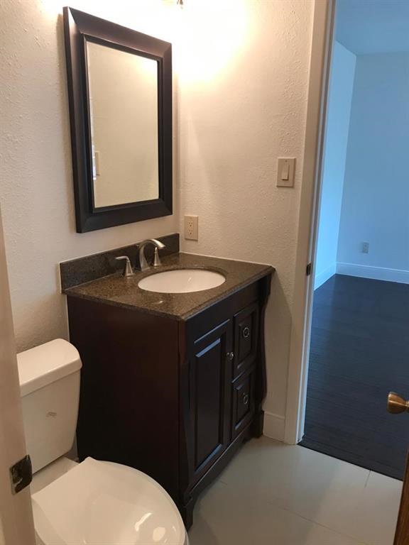 Building Photo - 11301 Jollyville Rd