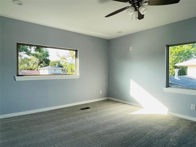Building Photo - 1032 Hoke Smith Dr