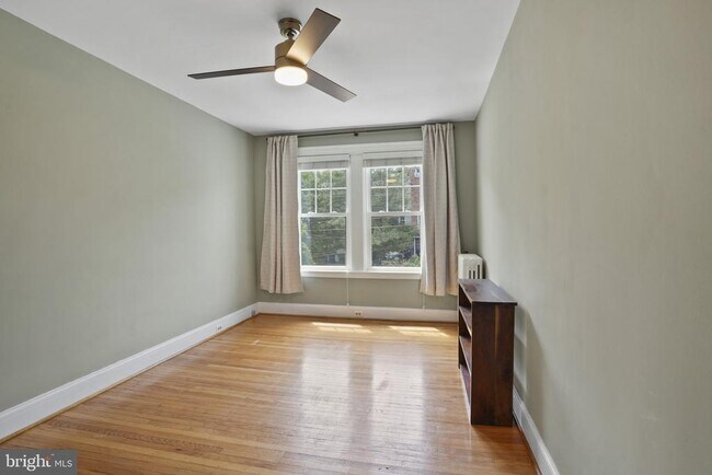 Building Photo - 3618 Ednor Rd