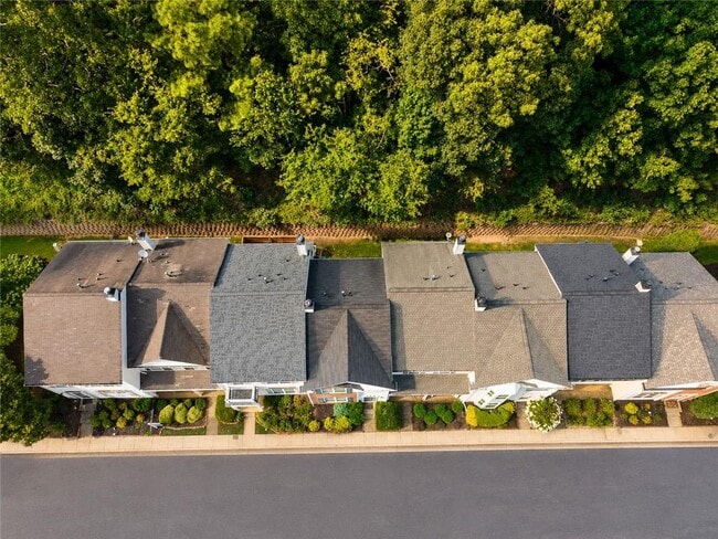 Building Photo - 1745 Kilmington Ct