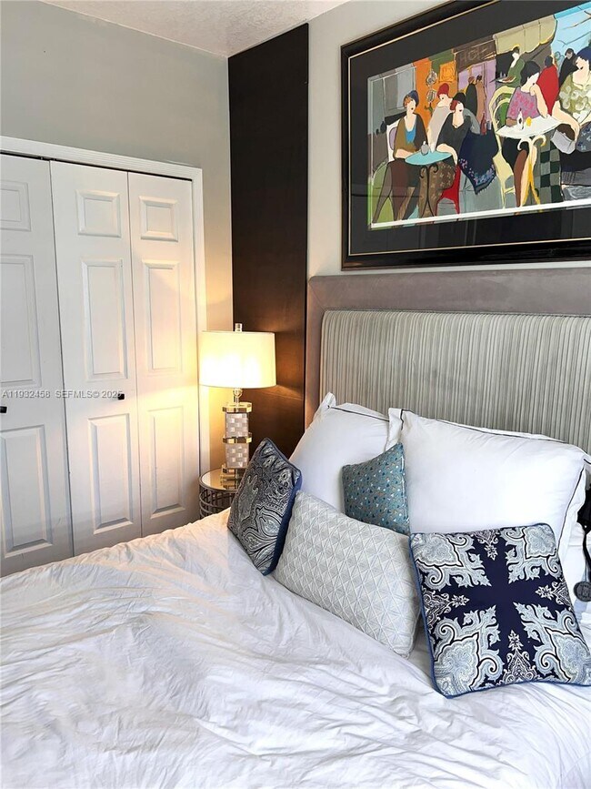 Building Photo - 4849 NW 108th Path