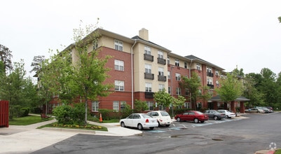 Building Photo - Park View at Colonial Landing