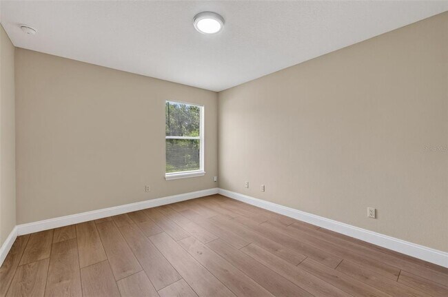 Building Photo - 1851 Great Falls Way