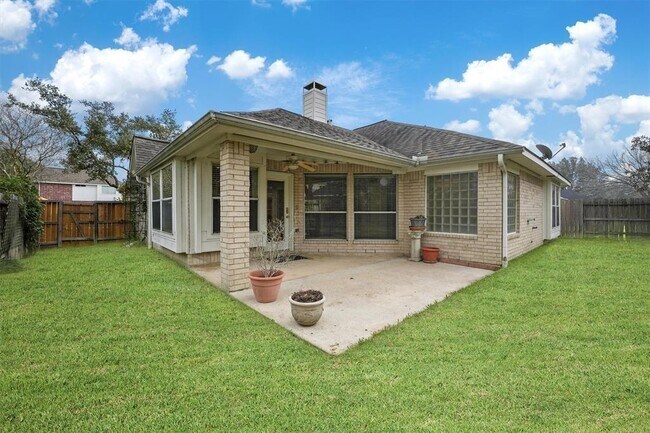 Building Photo - 12119 Ember Isles Ln