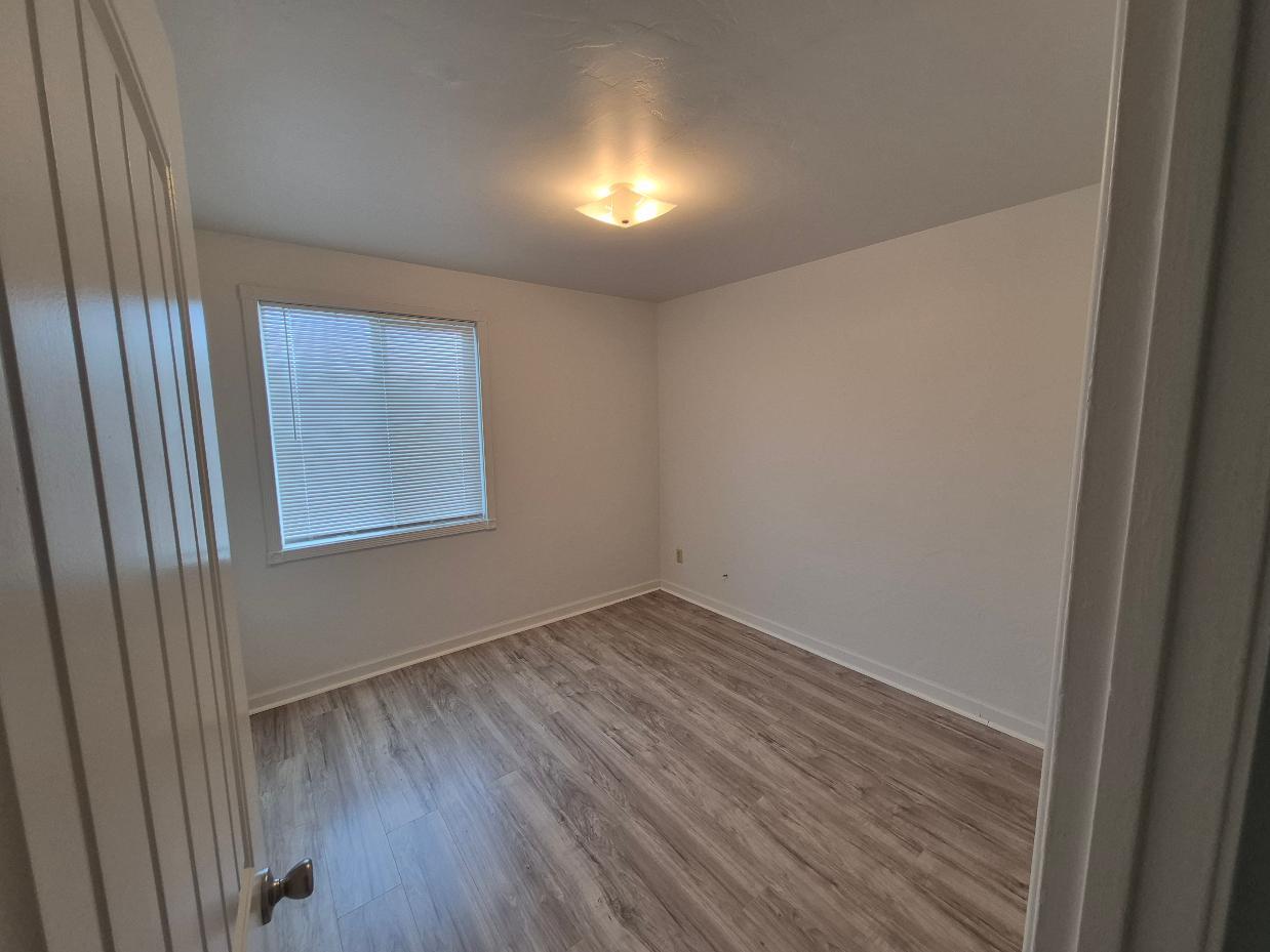 Building Photo - 4861 Lehrer Dr