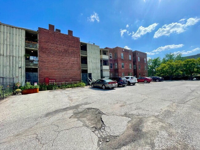 Building Photo - 801 N Pennsylvania St