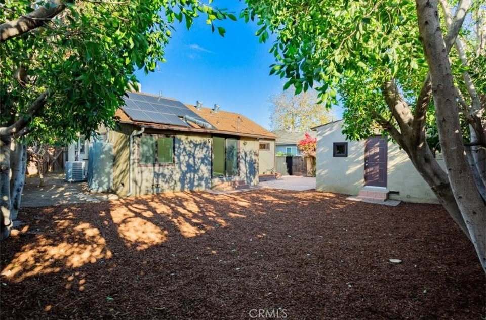 Building Photo - 8960 Helms Pl