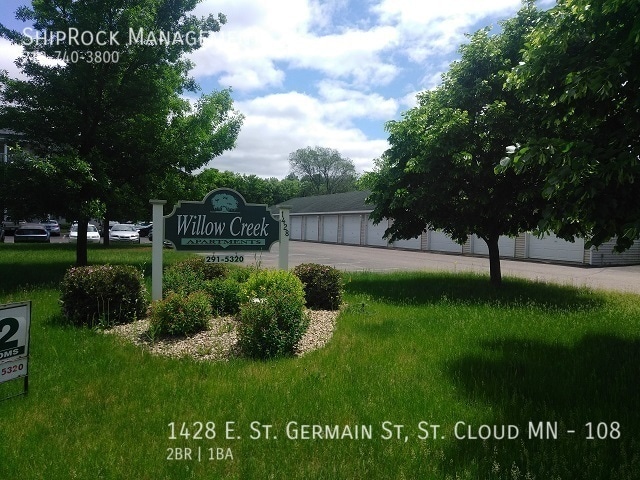 Building Photo - 1428 E St Germain St