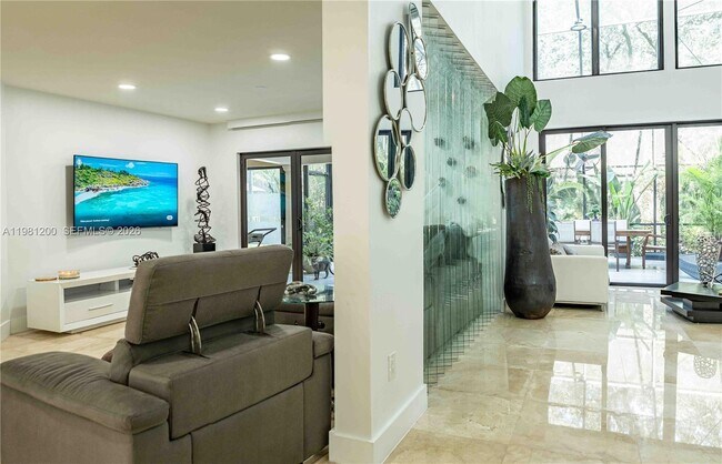 Building Photo - 4957 NW 93rd Doral Pl