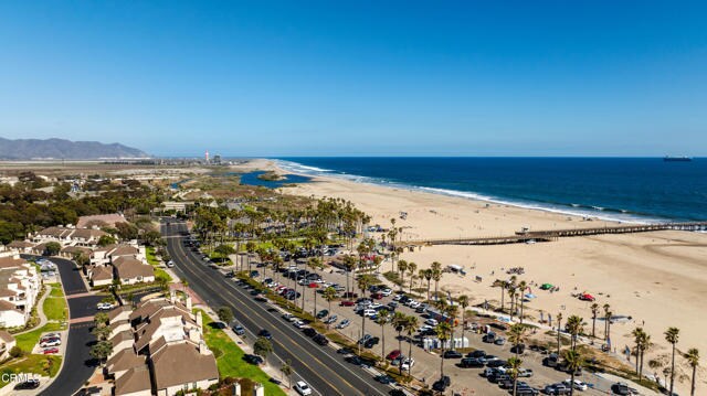 Building Photo - 304 E Surfside Dr