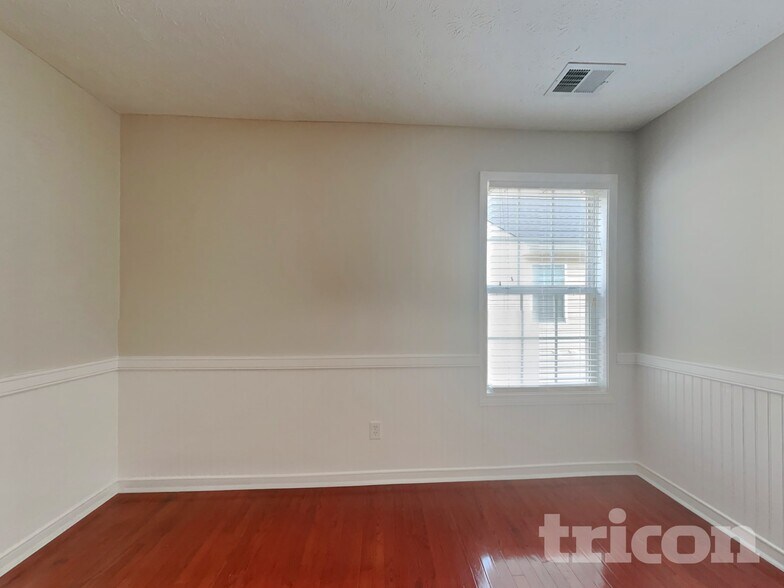 Building Photo - 223 Overlook Ct