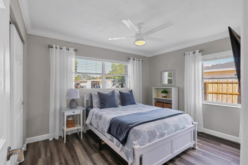 Building Photo - 1711 Marilyn Ave