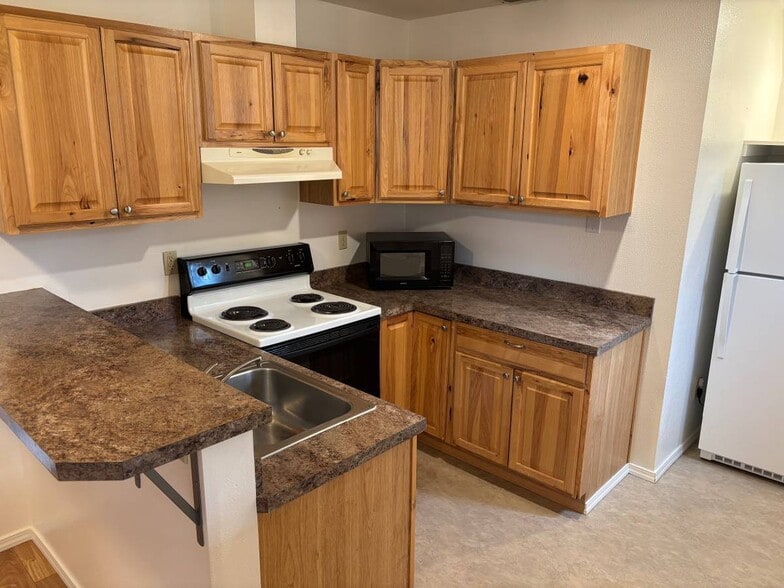 Kitchen - 28803 46th Pl S