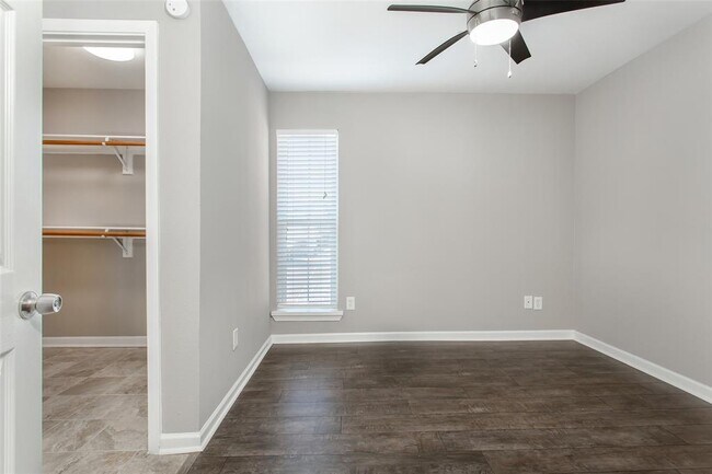 Building Photo - 4319 McKinney Ave