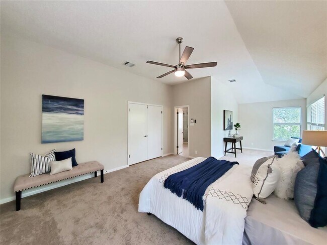 Building Photo - 11105 Crossland Dr