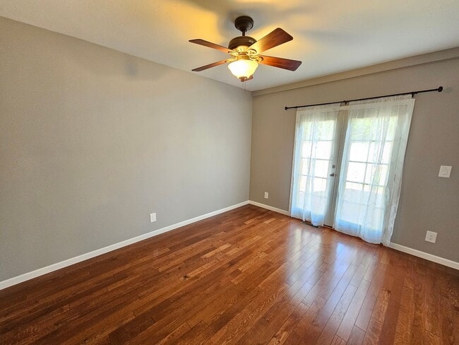 Building Photo - 10202 White Birch Ln