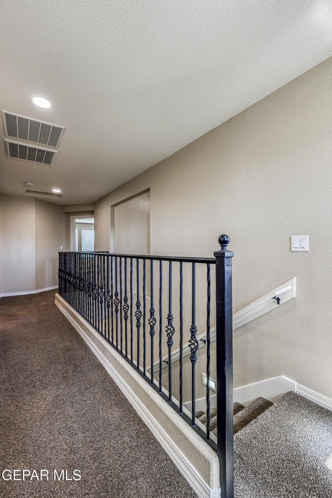 Building Photo - 5525 Valley Cedar Dr