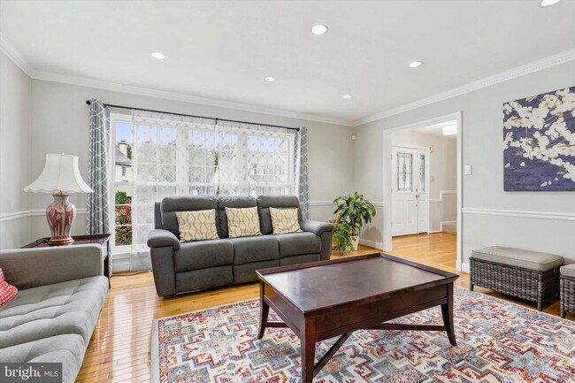 Building Photo - 438 Candlewood Way