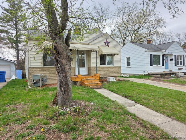 Building Photo - 7249 Silvery Ln