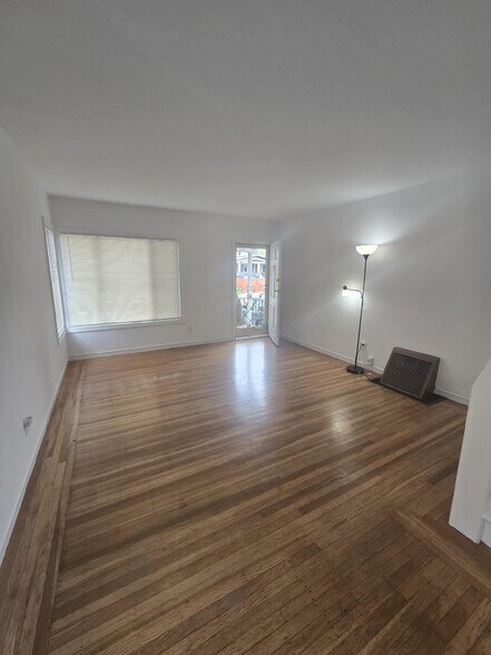 Building Photo - 3700 Magee Ave