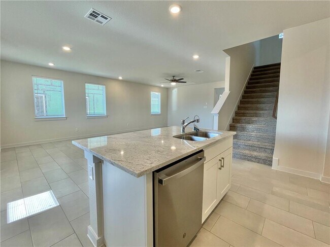 Building Photo - 210 Whisper Rill Dr