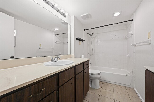 Building Photo - 800 Post Oak Blvd