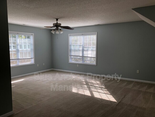 Building Photo - 1343 Chadwick Shores Dr