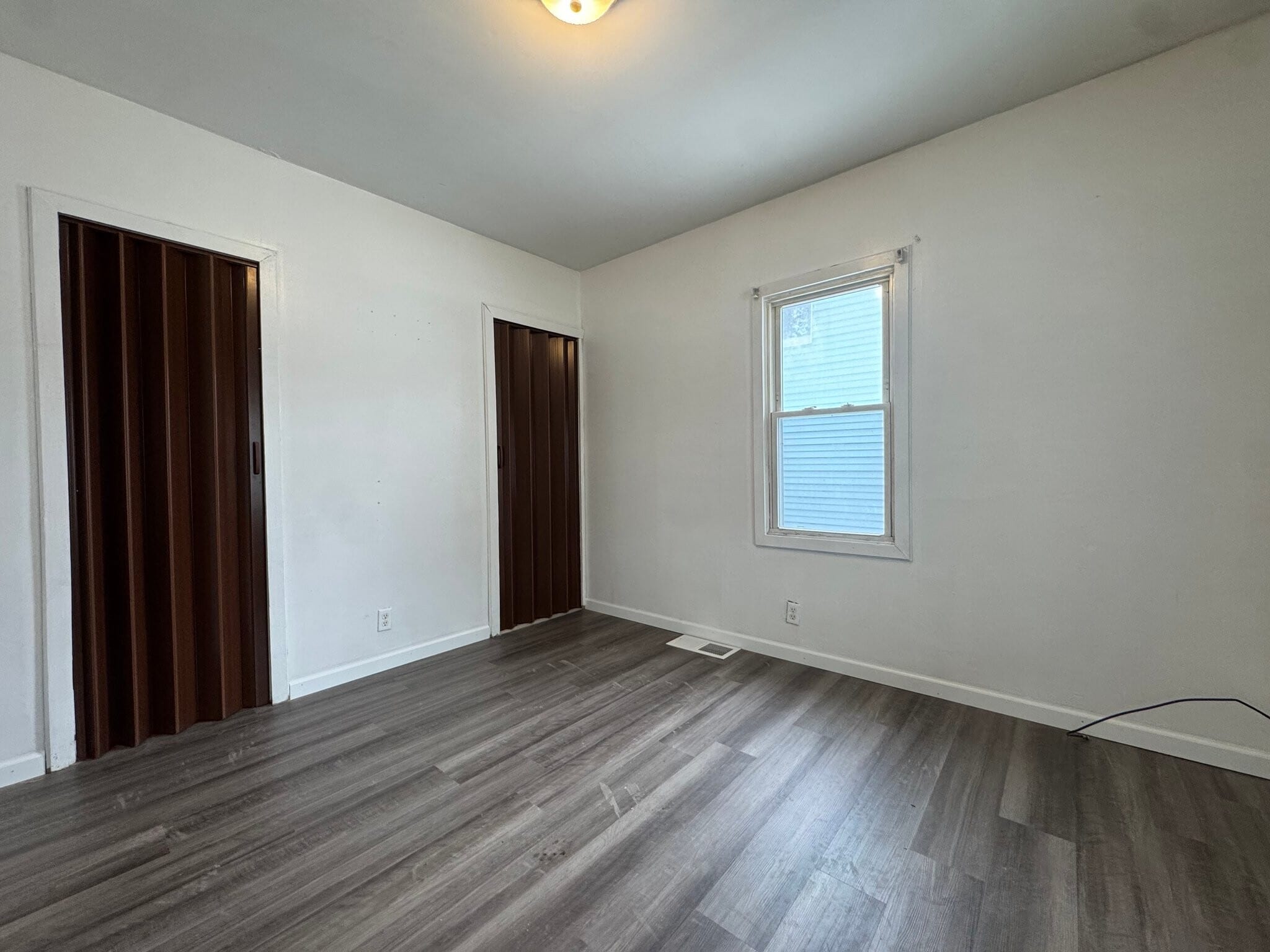 Building Photo - 1311 N Walnut Grove Ave