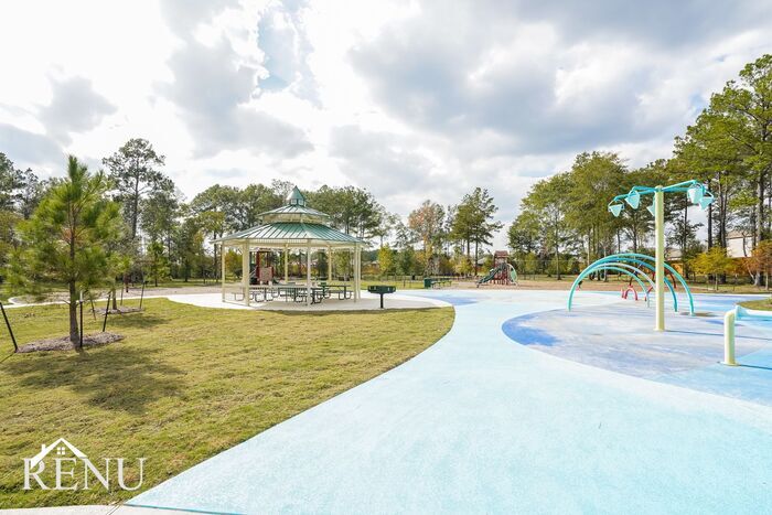 Building Photo - 10422 Sweetwater Creek Dr