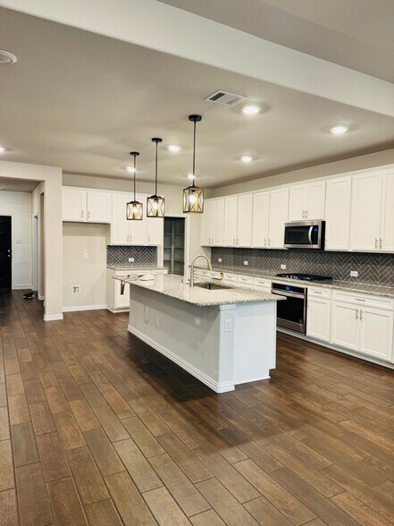 Building Photo - 3912 Burks Ct