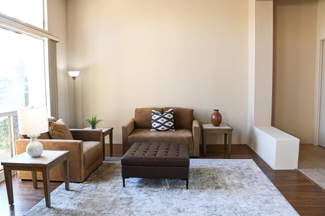 Building Photo - 75940 Nelson Ln