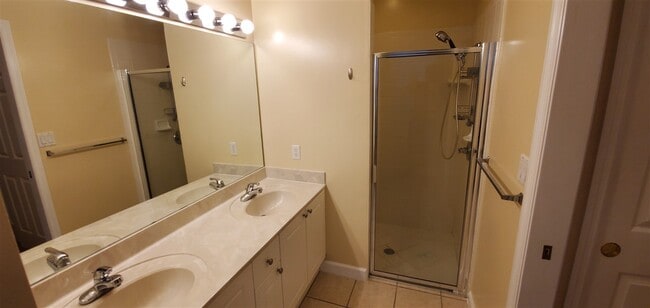 Building Photo - 3797 Piney Grove Dr