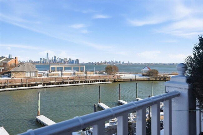 Building Photo - 109 Shearwater Ct E