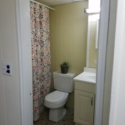 Building Photo - 16 Glenville Ave