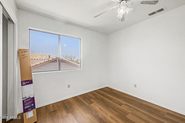 Building Photo - 6947 W Via Del Sol Dr