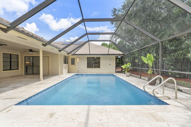 Building Photo - 2244 Quail S Rdg