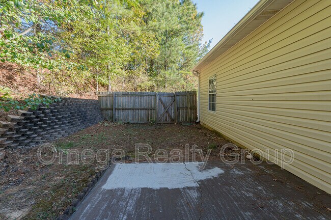 Building Photo - 5314 Austin St