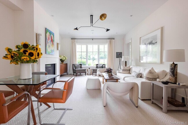 Building Photo - 571 Pauls Ln