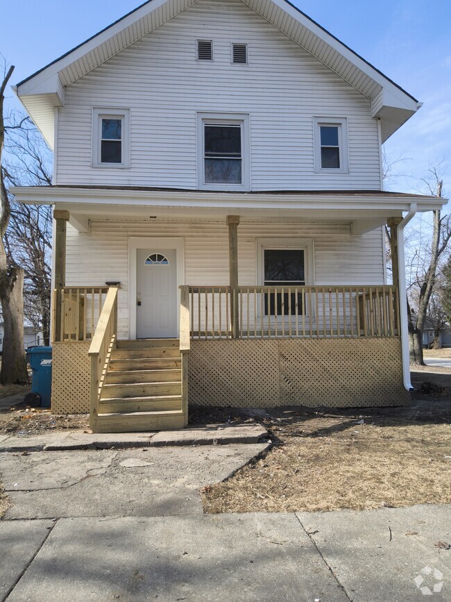 Building Photo - 193 Taylor Ave