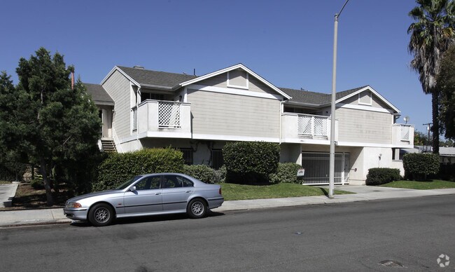 Building Photo - 121 Kathryn Dr