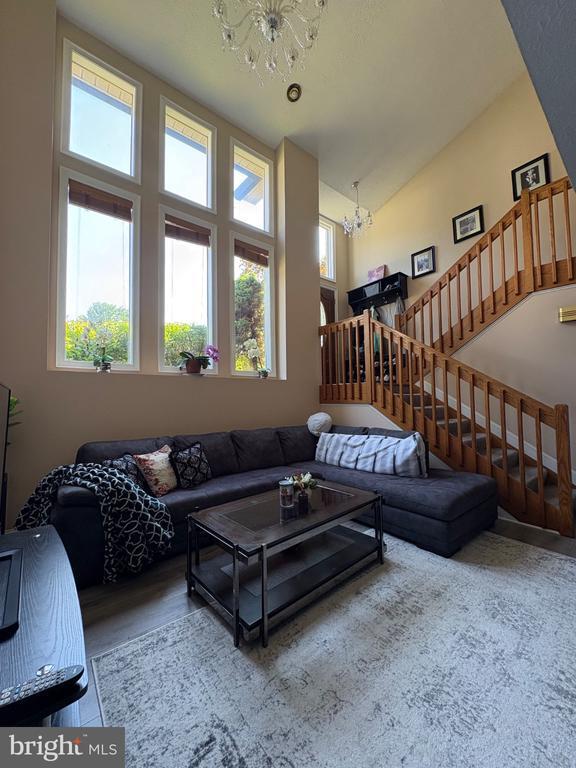 Building Photo - 803 Scott Cir