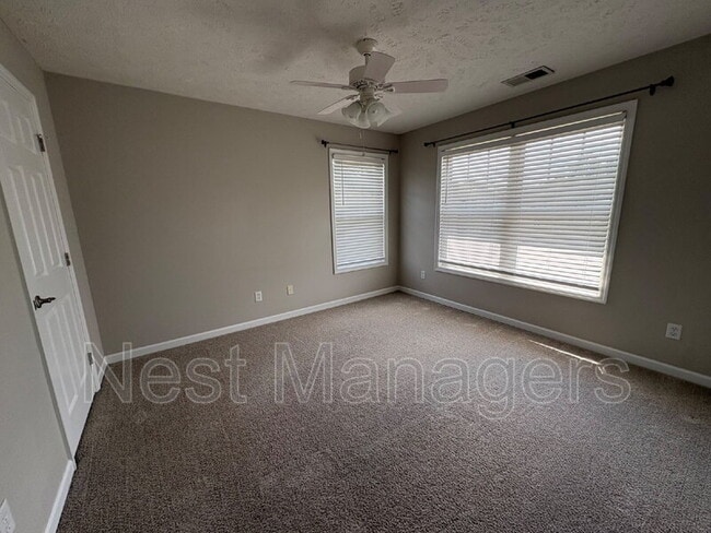 Building Photo - 3330 Harbour Pointe Pl