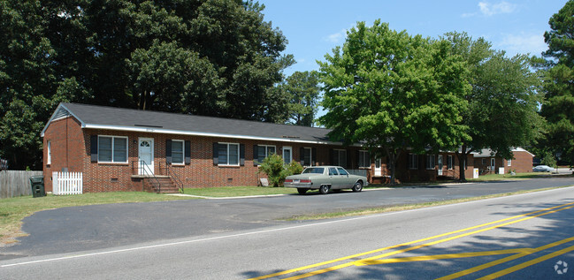 Primary Photo - 2715-2719 Trawick Rd