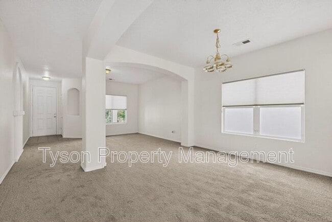 Building Photo - 1840 Bold Ruler St