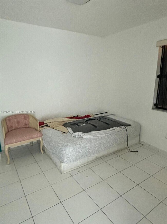 Building Photo - 6715 W 26th Dr