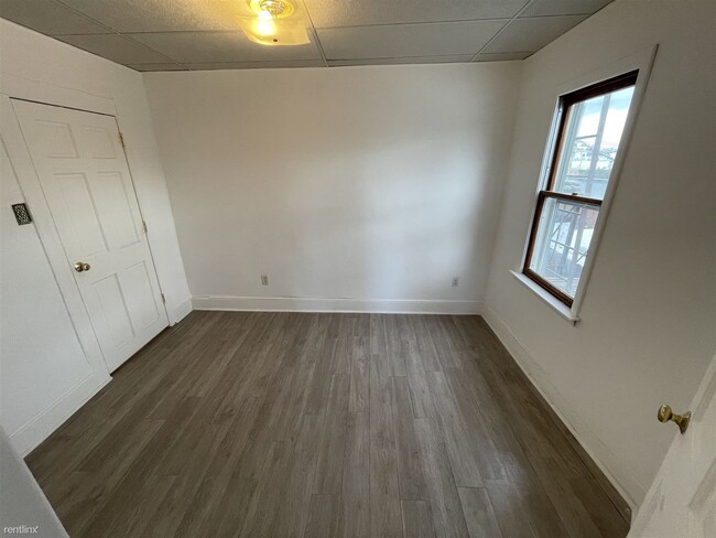 Building Photo - 1 br, 1 bath 4plex - 1510 Light Street 3D