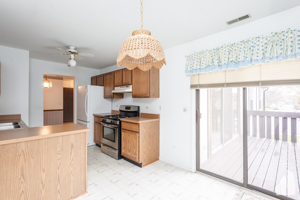 Building Photo - 2630 Northampton Dr