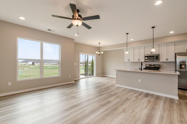 Building Photo - 5478 Dutch Ln